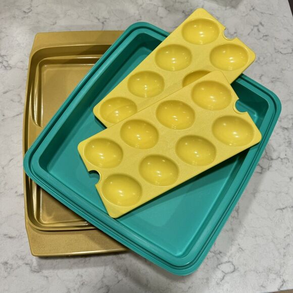 1980’s Tupperware Deviled Egg Tray Keeper Carrier Teal & Yello USA Vintage 4 Pc. - Picture 1 of 10